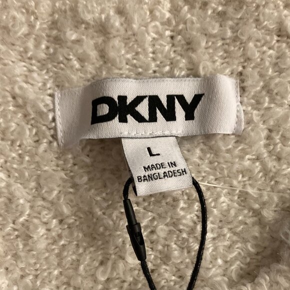 NWT - DKNY Cream Bouclé Sweater - Women Size L - Picture 10 of 16